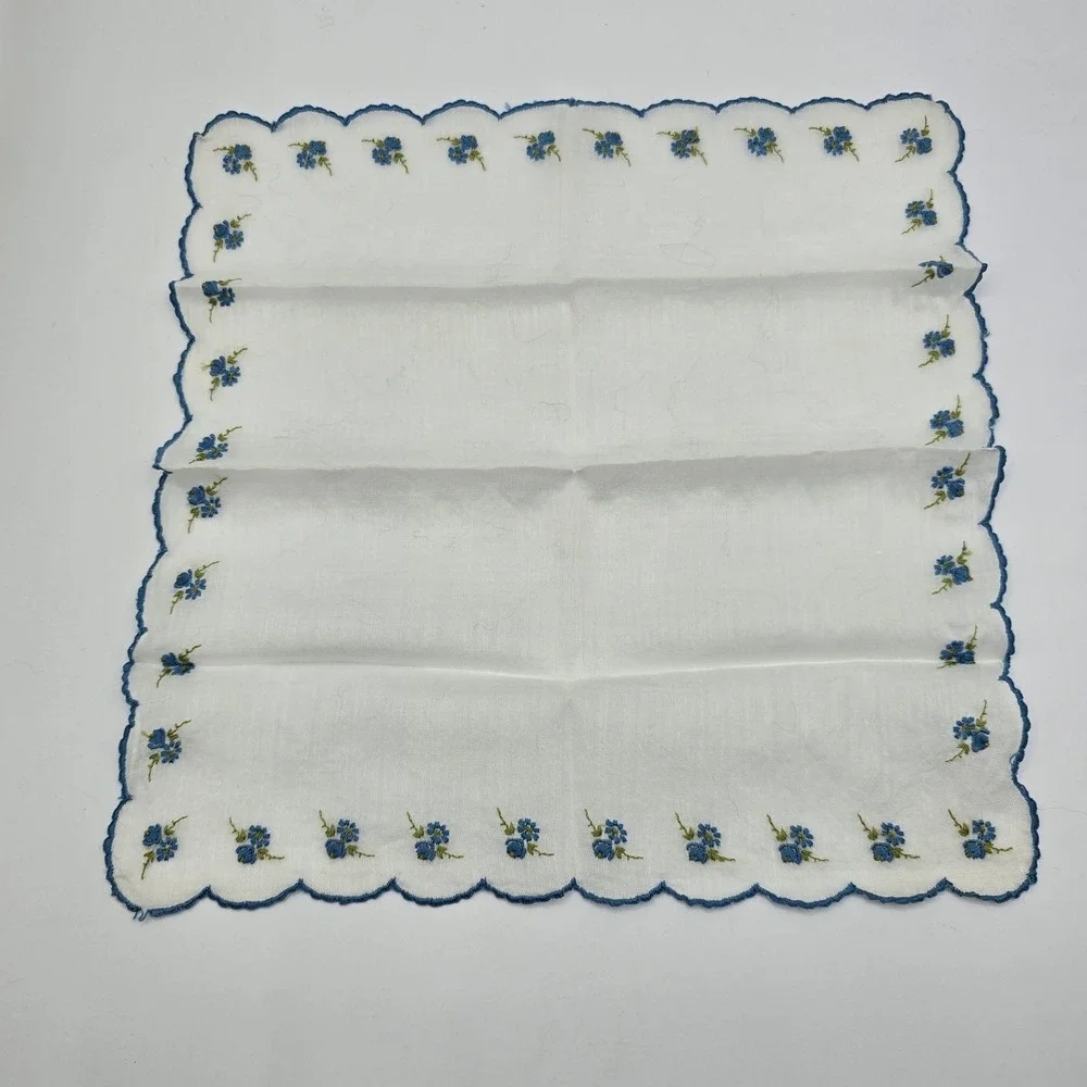 Vintage FLOWERS Ladies‎ Handkerchief Hanky Floral Blue White